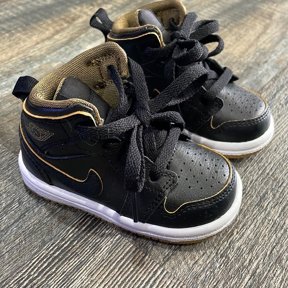 Nike Jordan size 4c